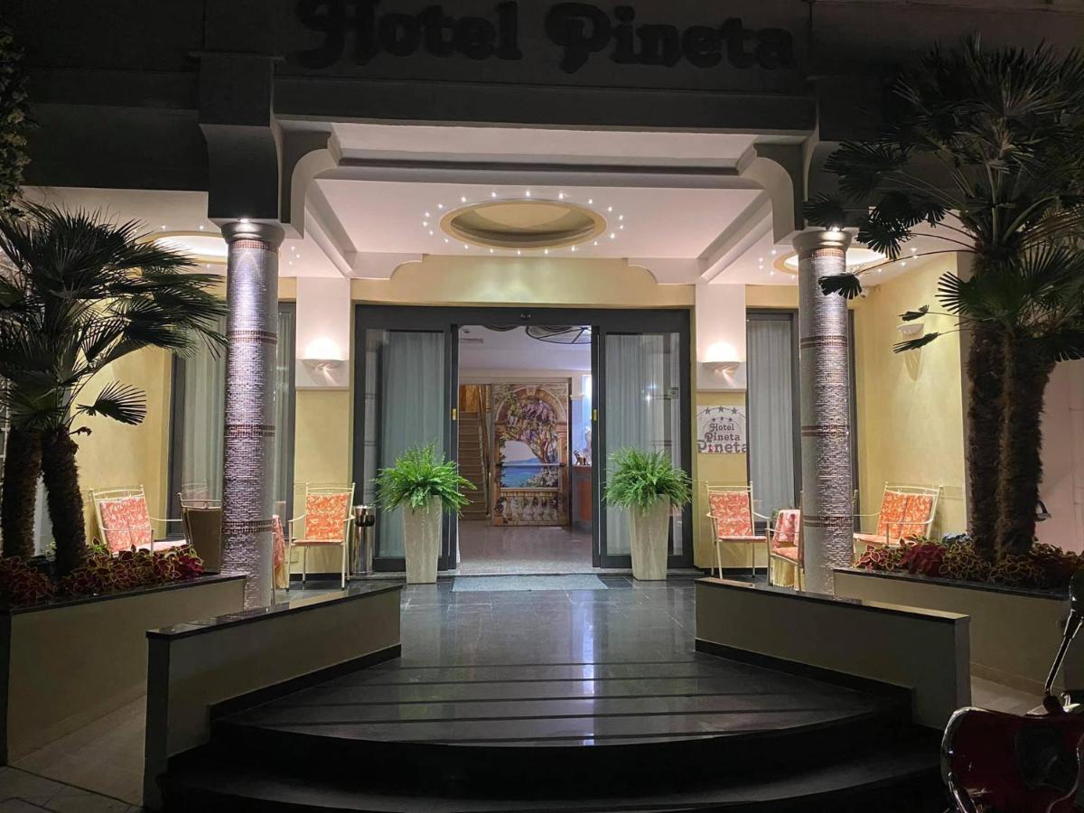 Hotel Pineta Bellaria-Igea Marina Esterno foto