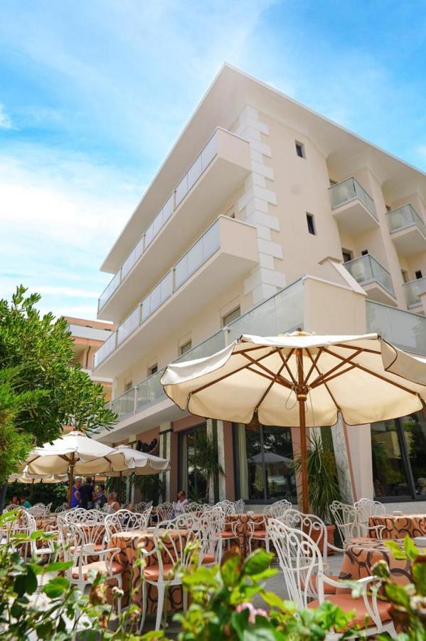 Hotel Pineta Bellaria-Igea Marina Esterno foto