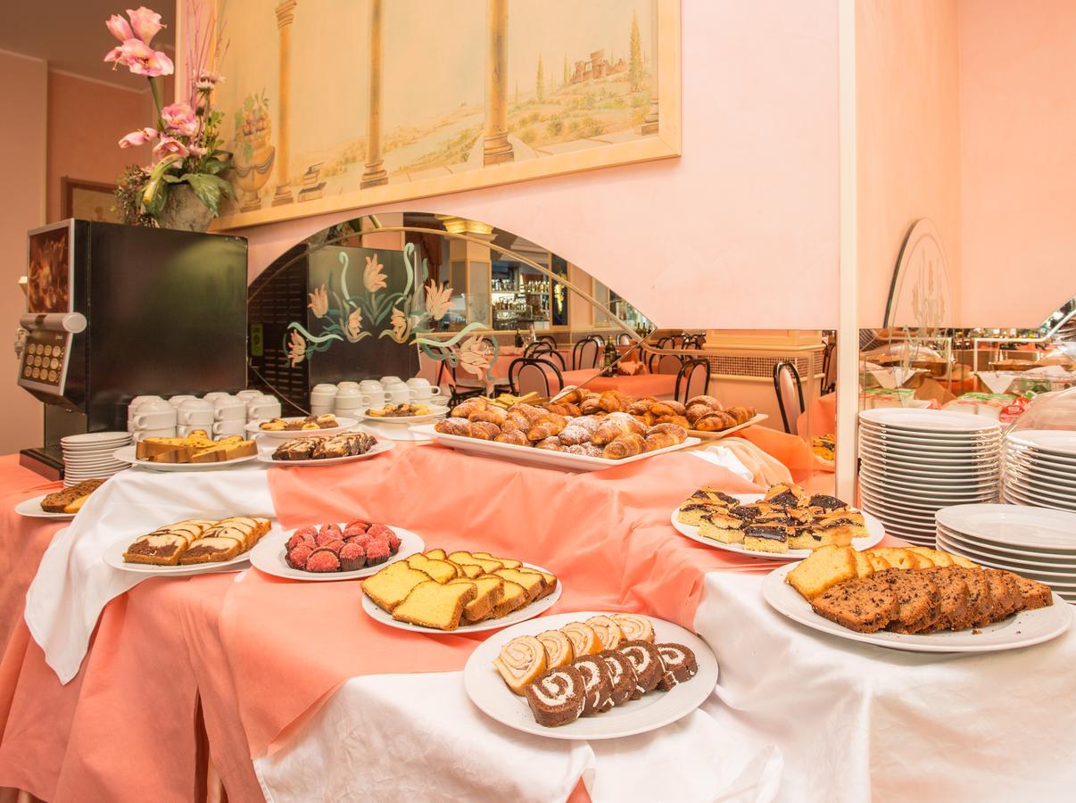 Hotel Pineta Bellaria-Igea Marina Esterno foto