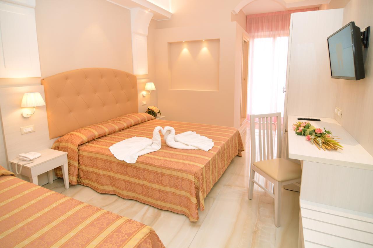 Hotel Pineta Bellaria-Igea Marina Esterno foto